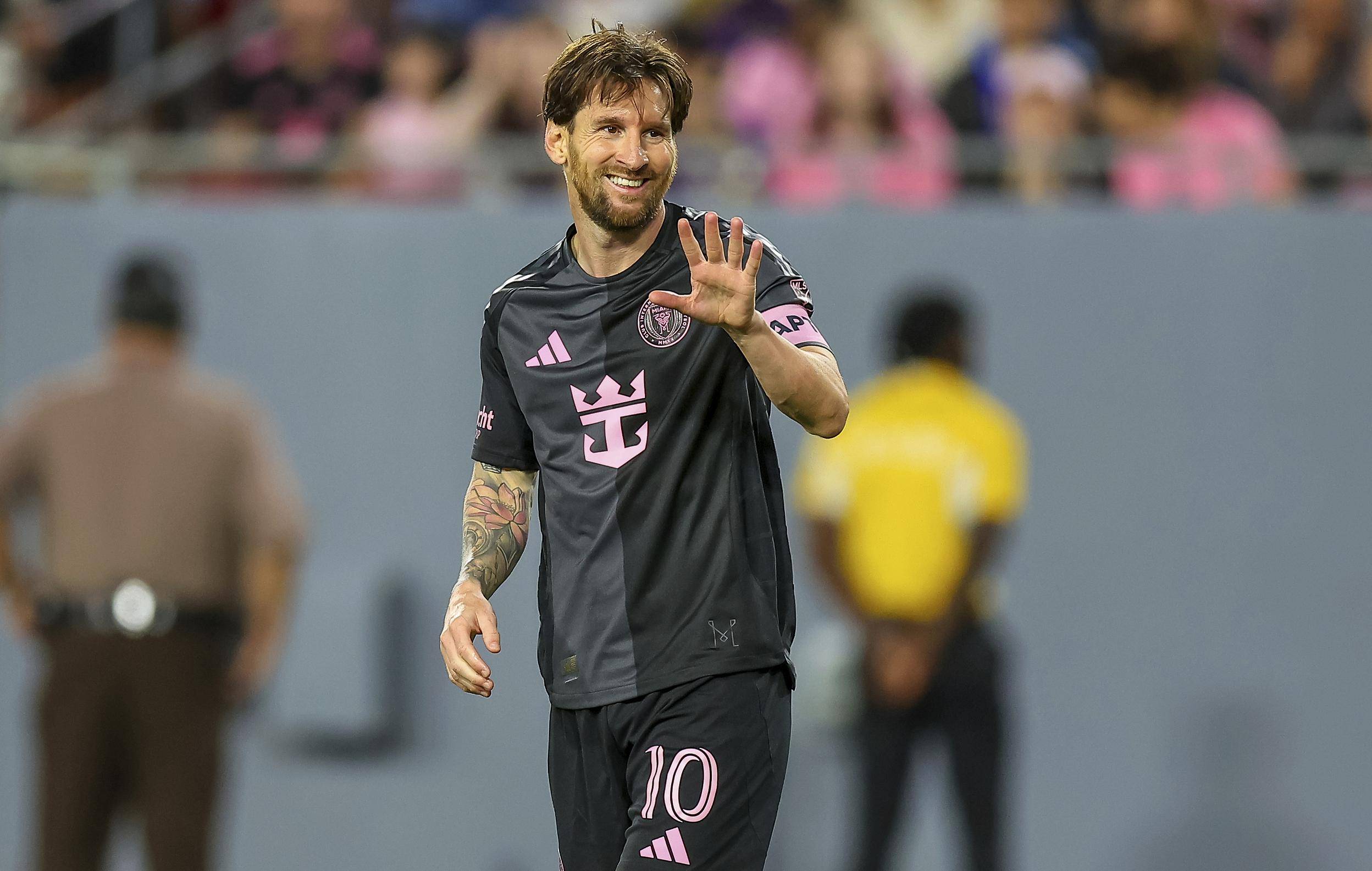 包含西甲冲刺阶段再迎强敌;克里夫兰骑士回应争议;主帅态度——震撼外界;数据趋势出现新变化的词条 包含西甲冲刺阶段再迎强敌;克里夫兰骑士回应争议;主帅态度——震撼外界;数据趋势出现新变化的词条