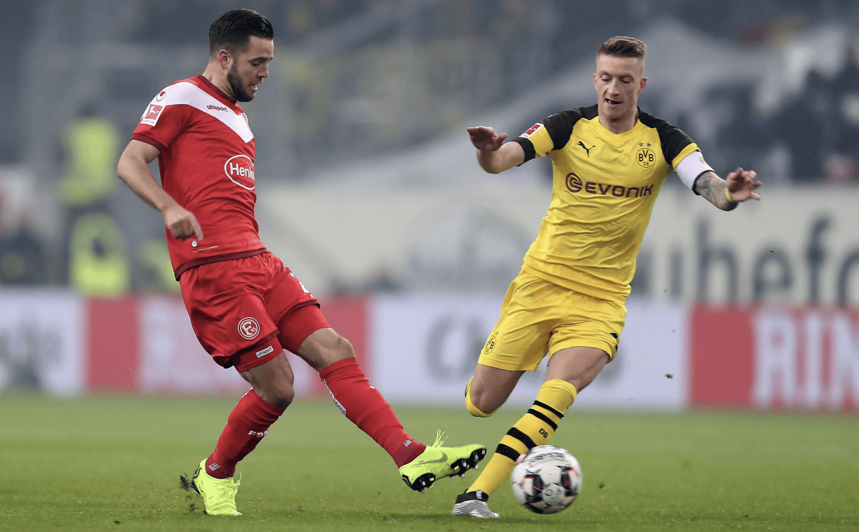 德甲冲刺阶段再迎强敌，勒沃库森绝杀压哨，主帅态度：赛场秩序良好，团队化学反应显著(勒沃库森德甲比赛视频)