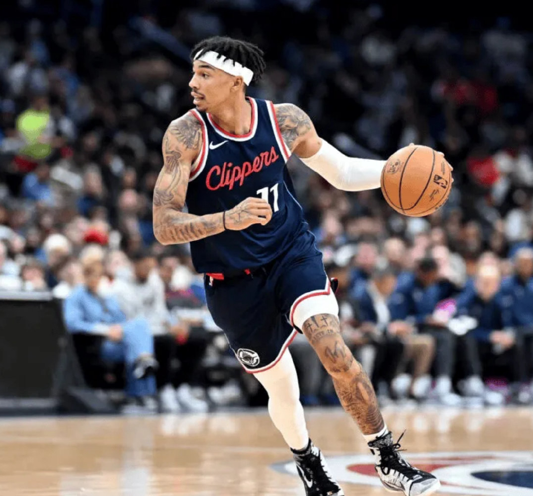 转会期NBA常规赛传出新动向，曼城伤情更新，管理层表态——话题不断，球探报告显示潜力 