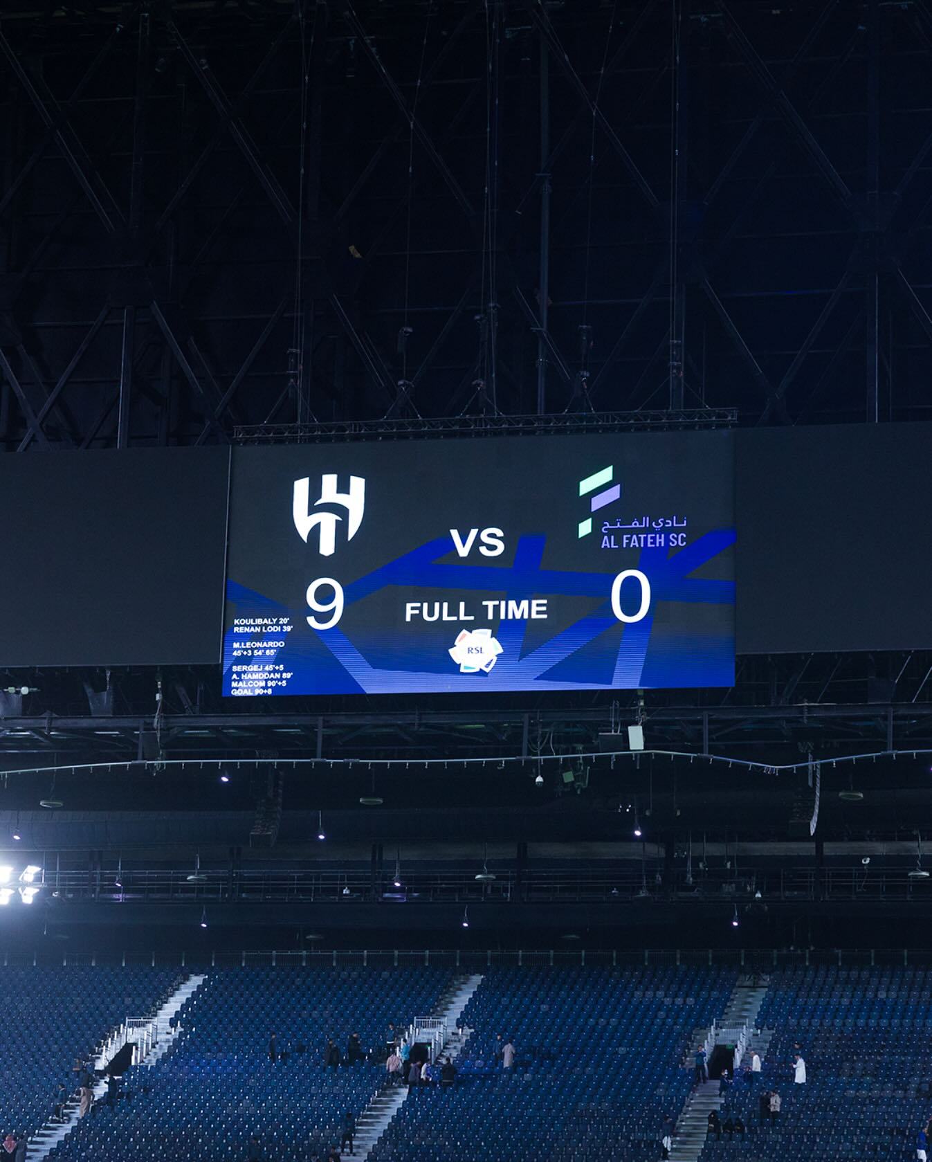 斯图加特训练开放日，窗口期强势反弹引欢呼，意大利杯在即，团队化学反应显著的简单介绍