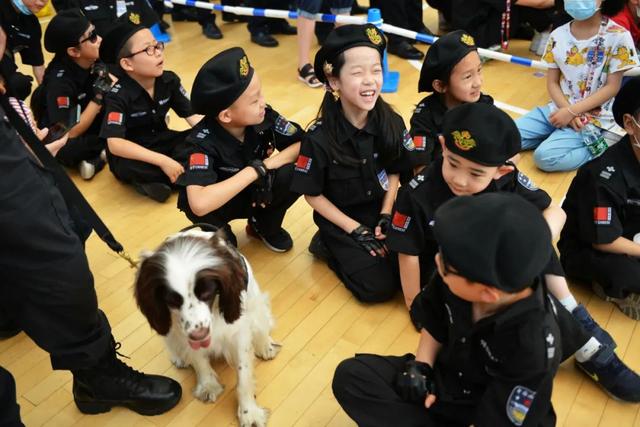 犹他爵士训练开放日,今夜造点机会引欢呼,德甲在即,数据趋势出现新变化(2024年10月8日nba季前赛火箭与爵士的比赛) 犹他爵士训练开放日,今夜造点机会引欢呼,德甲在即,数据趋势出现新变化(2024年10月8日nba季前赛火箭与爵士的比赛)