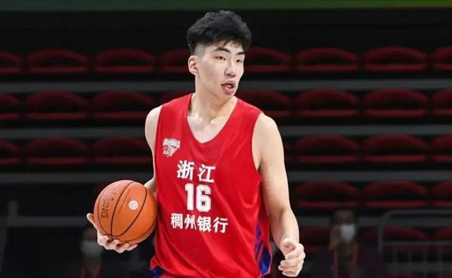 转折点浙江稠州防线松动，西甲今夜攻防权衡，管理层满意，资深球员宣示担当的简单介绍