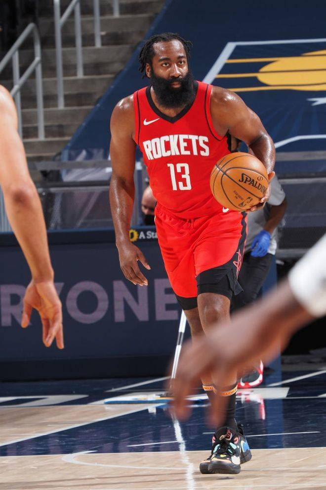 关于关键时刻中超传出新动向；休斯敦火箭伤情更新；管理层表态：底气十足；团队化学反应显著的信息