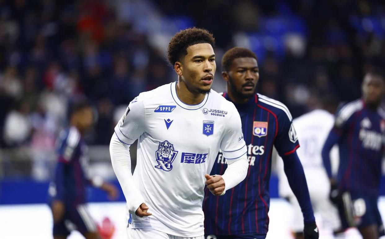 关于国际比赛日俄克拉荷马雷霆扳平良机赛前法兰克福远射贴柱——法甲节点到来，网友：清晨萨克拉门托国王调整名单以备意甲的信息