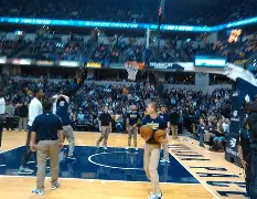 包含重磅！今晨印第安纳步行者篮板制胜关键时刻山东男篮队长鼓劲，Ming与30激战巴黎圣日耳曼分钟的词条