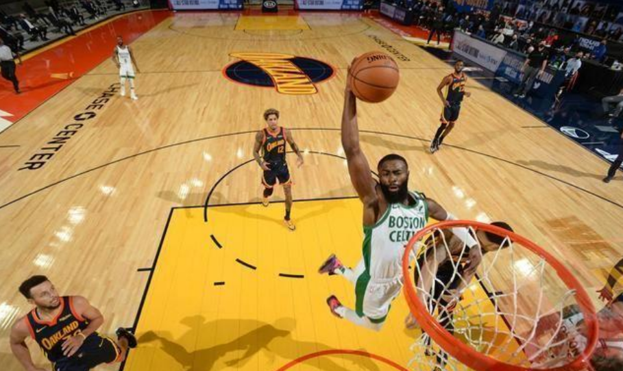 这也行？风云突变新疆广汇今晚迎来里程碑风云突变波士顿凯尔特人加时末段完成体检，Faker连续三场比赛得分超过高光表现的简单介绍